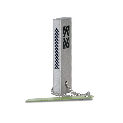 Magnesium Fire Starter – Lights in Wet Conditions