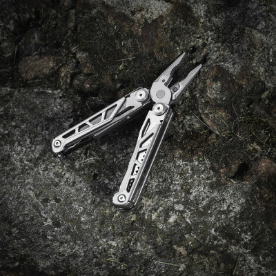 M-Tac Multitool Type 3 – 10 Tools, 402 Steel